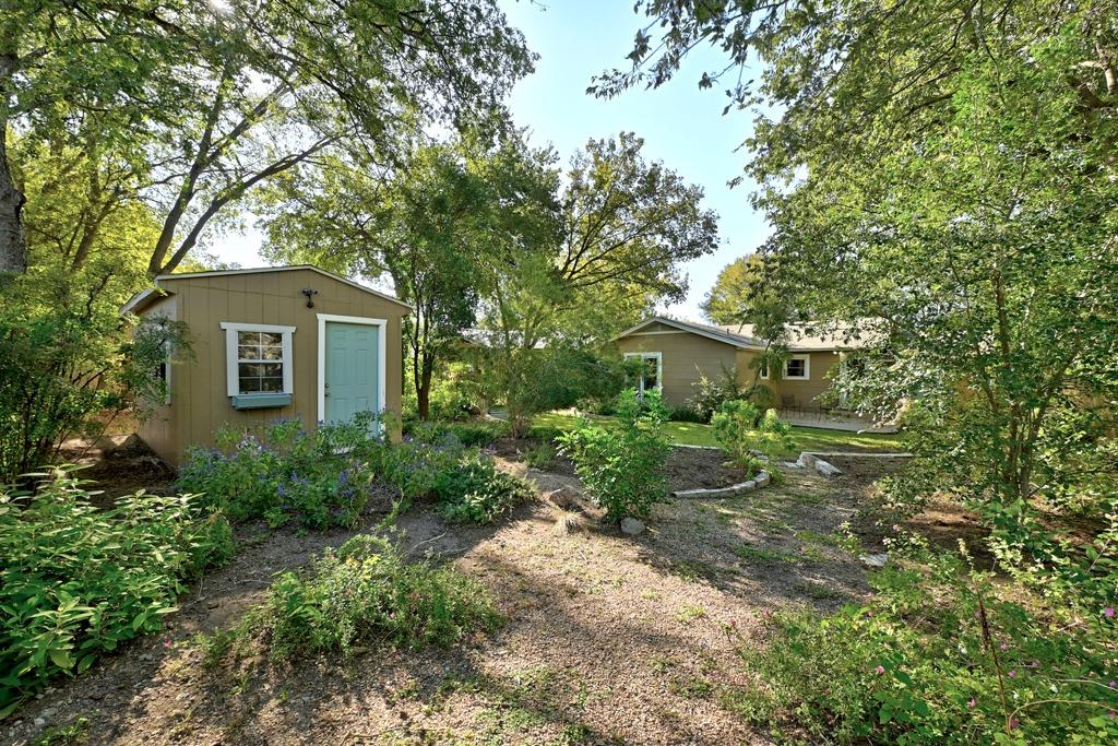 1216 Alegria Rd Property Photo 26