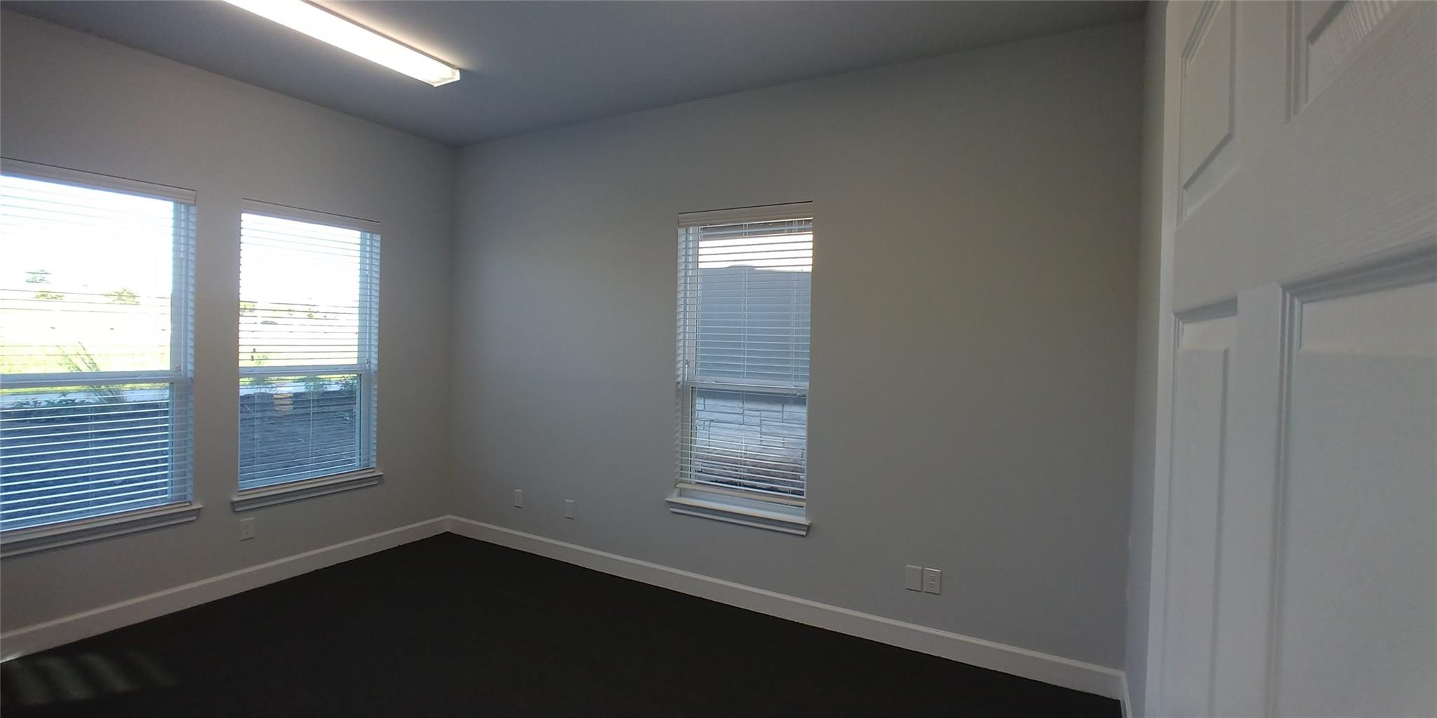 660 S Bagdad Rd #420 Property Photo 3