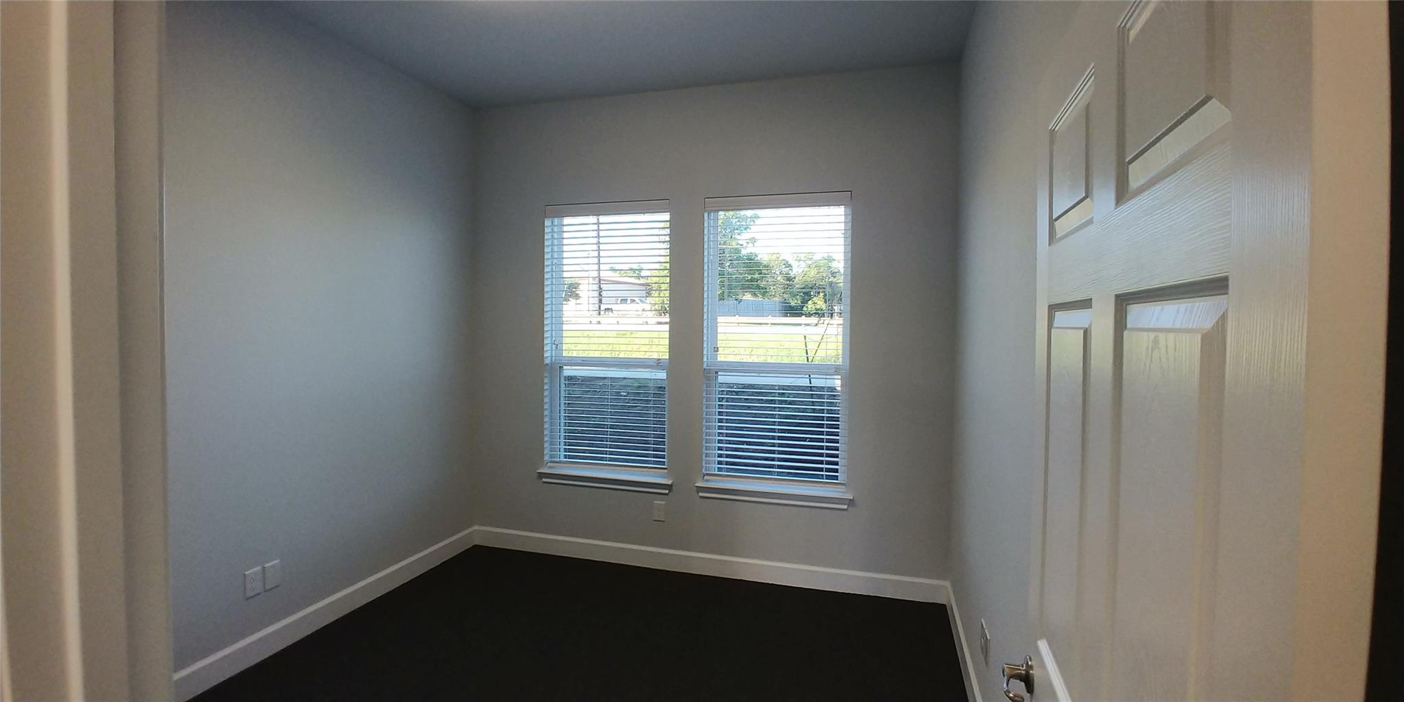 660 S Bagdad Rd #420 Property Photo 4