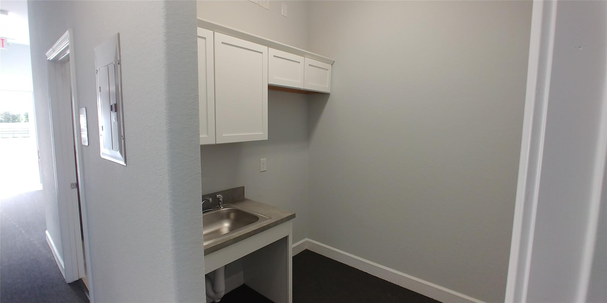 660 S Bagdad Rd #420 Property Photo 5