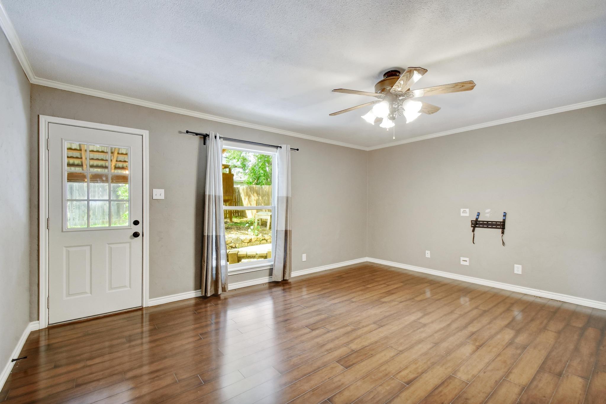3429 Harvest Dr Property Photo 6