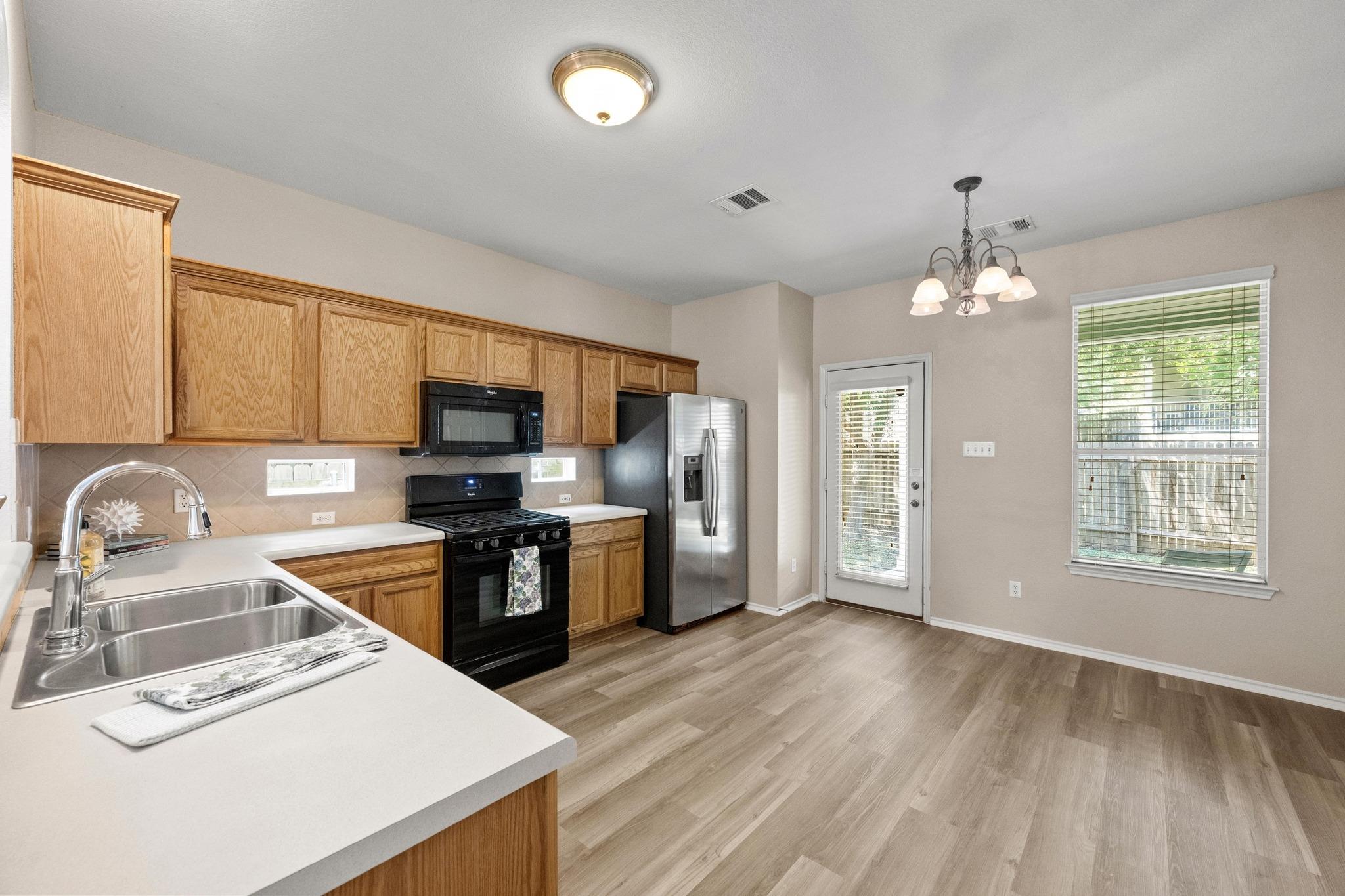2113 Campfield Pkwy Property Photo 7