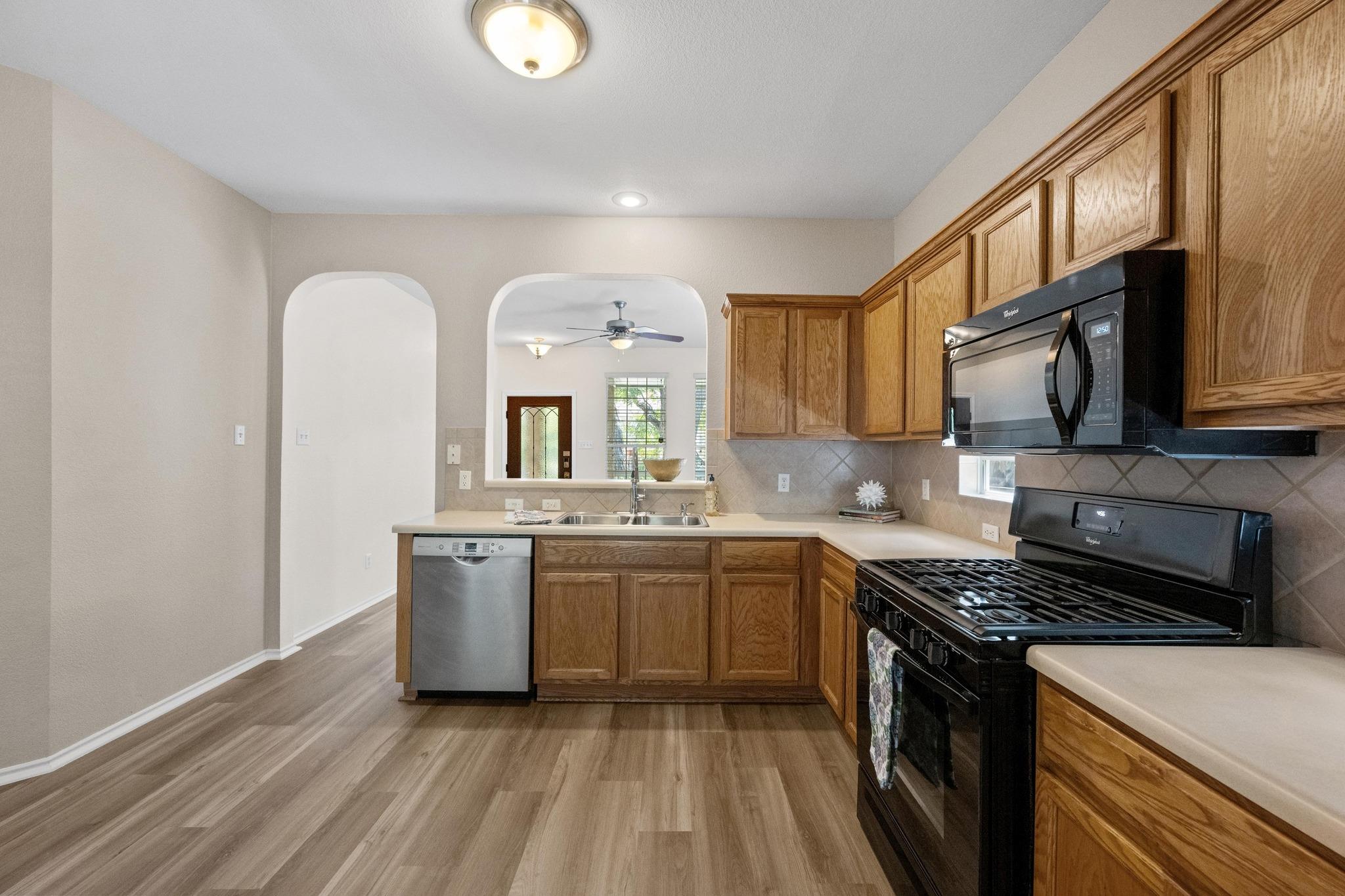 2113 Campfield Pkwy Property Photo 10