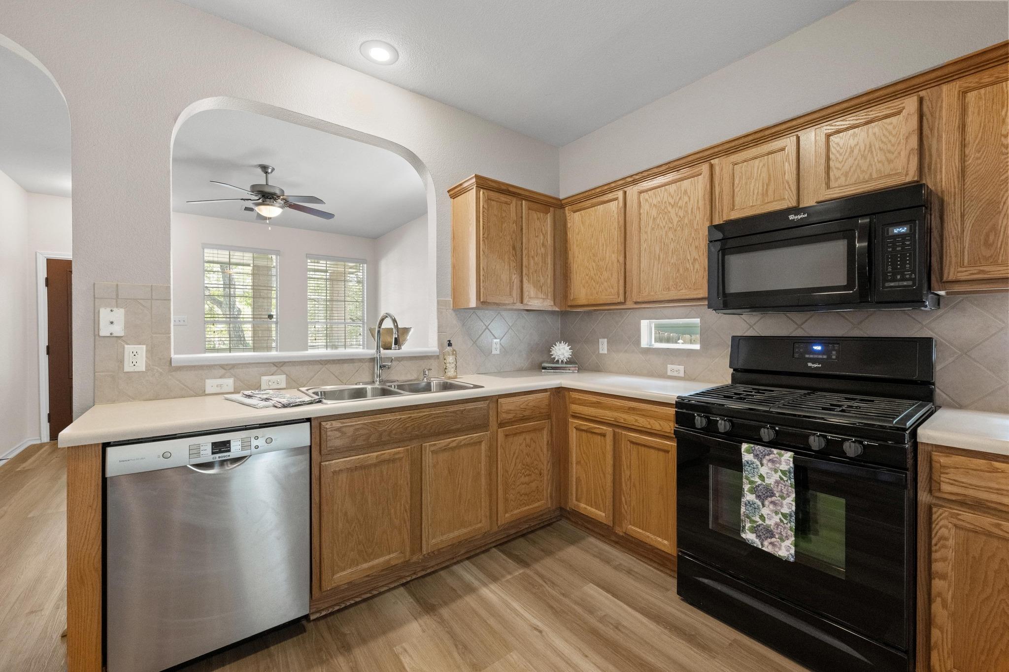 2113 Campfield Pkwy Property Photo 15
