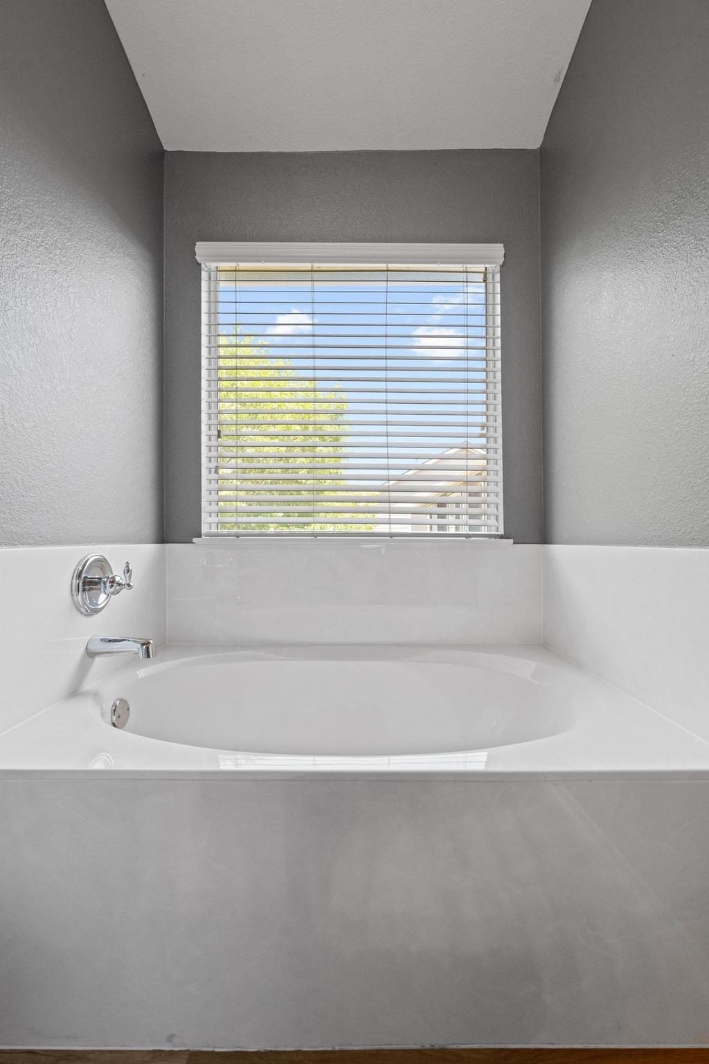 2113 Campfield Pkwy Property Photo 21