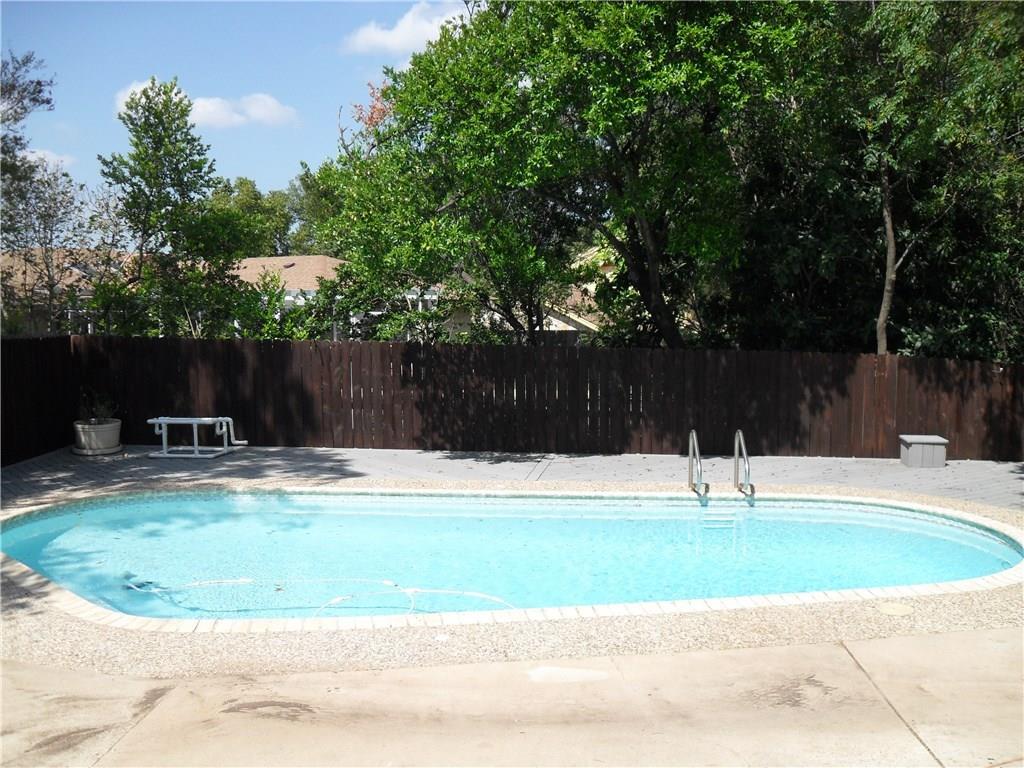 4804 Greystone Dr Property Photo 6