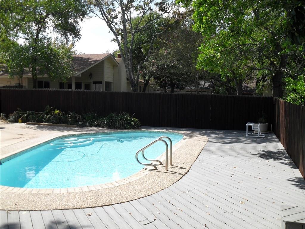 4804 Greystone Dr Property Photo 7