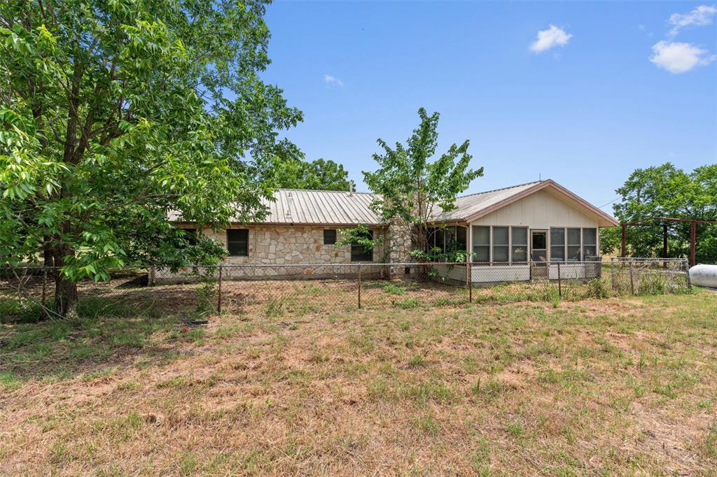 3809 Kelly Ln Property Photo 1