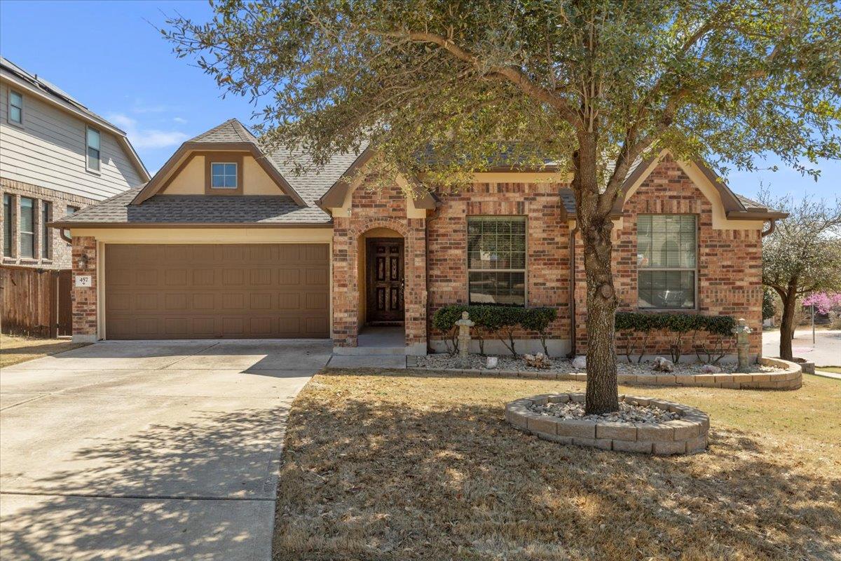 457 Monahans Dr Property Photo