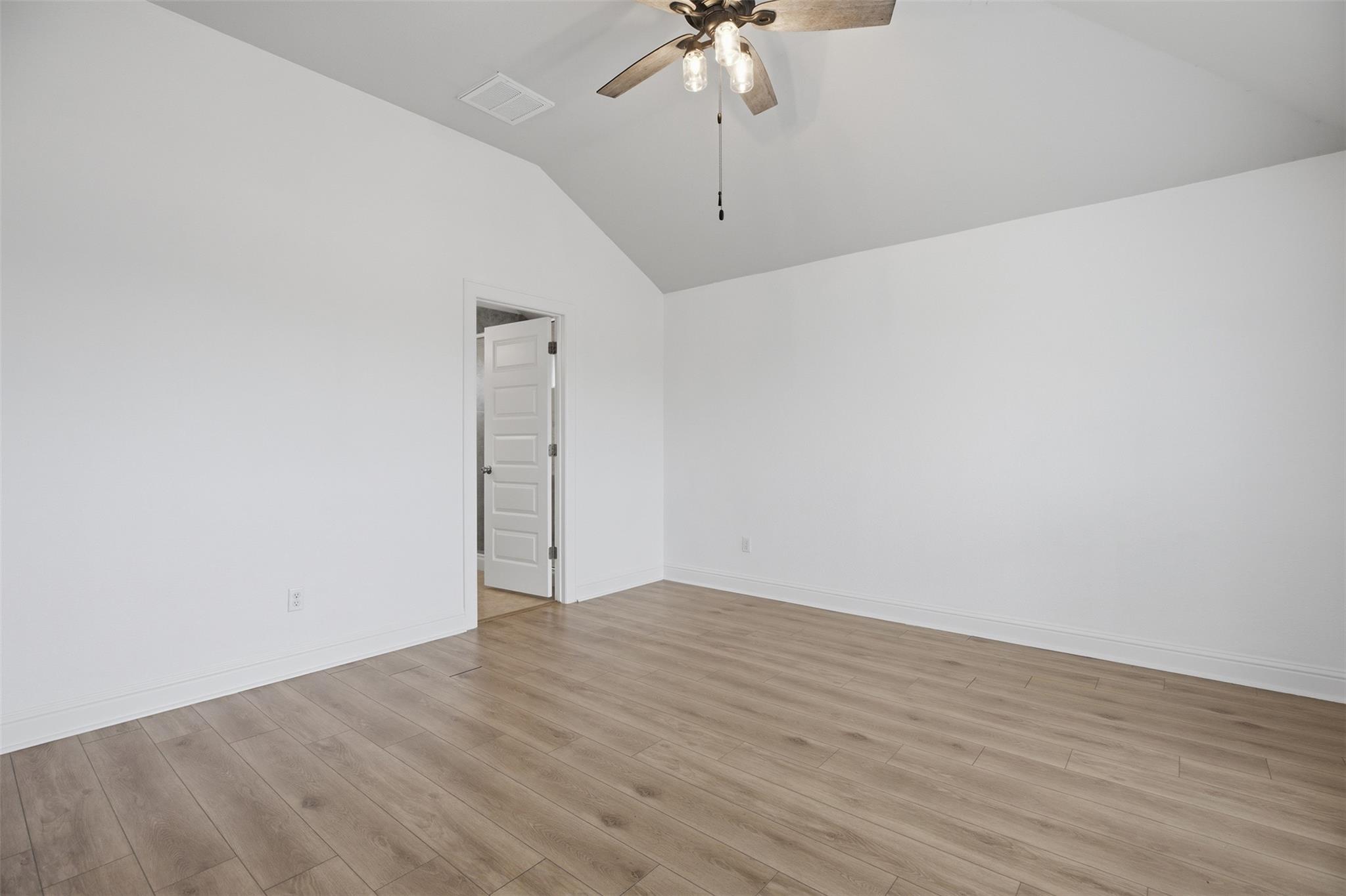321 Gaida Loop Property Photo 19