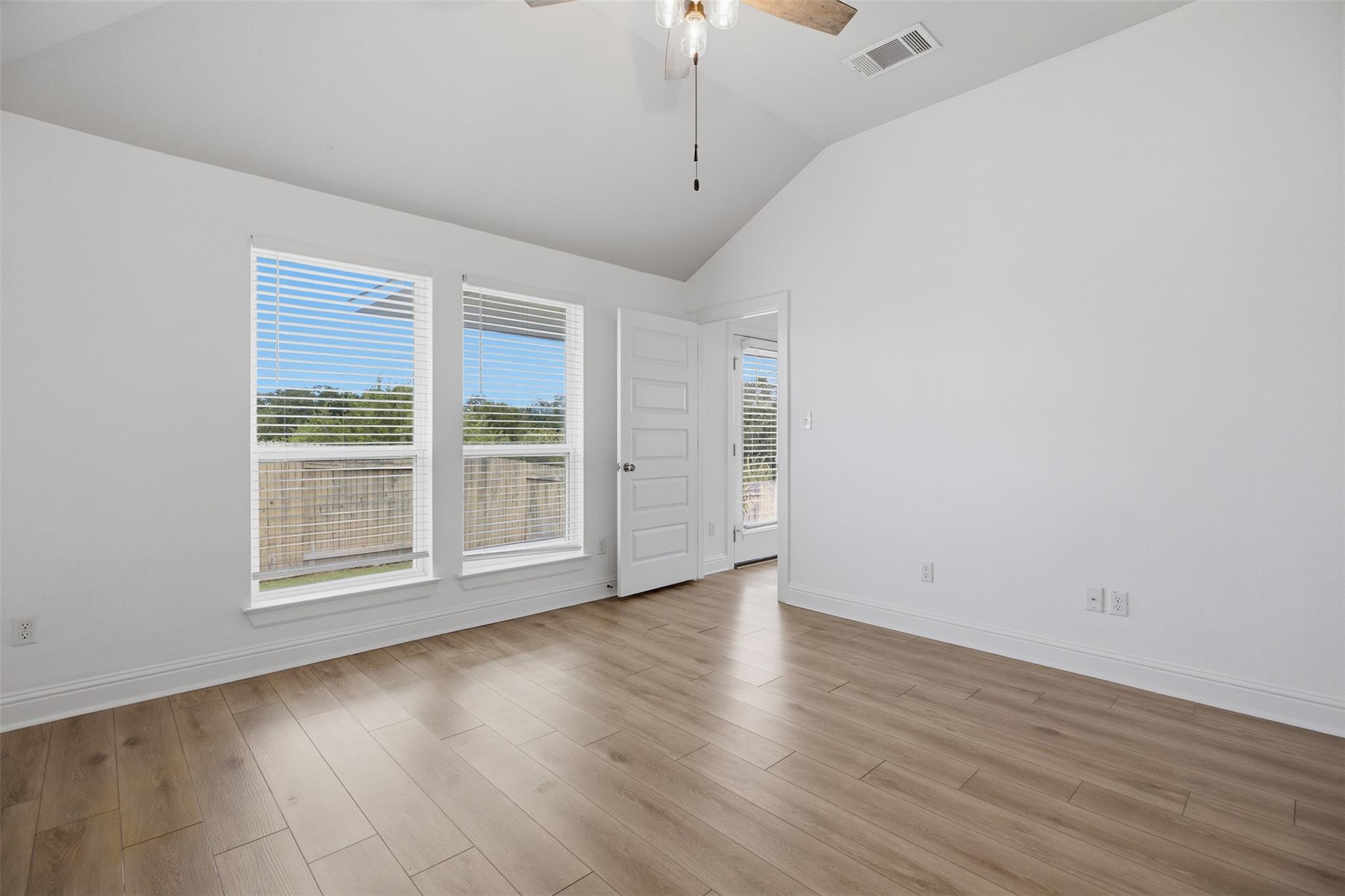 321 Gaida Loop Property Photo 20