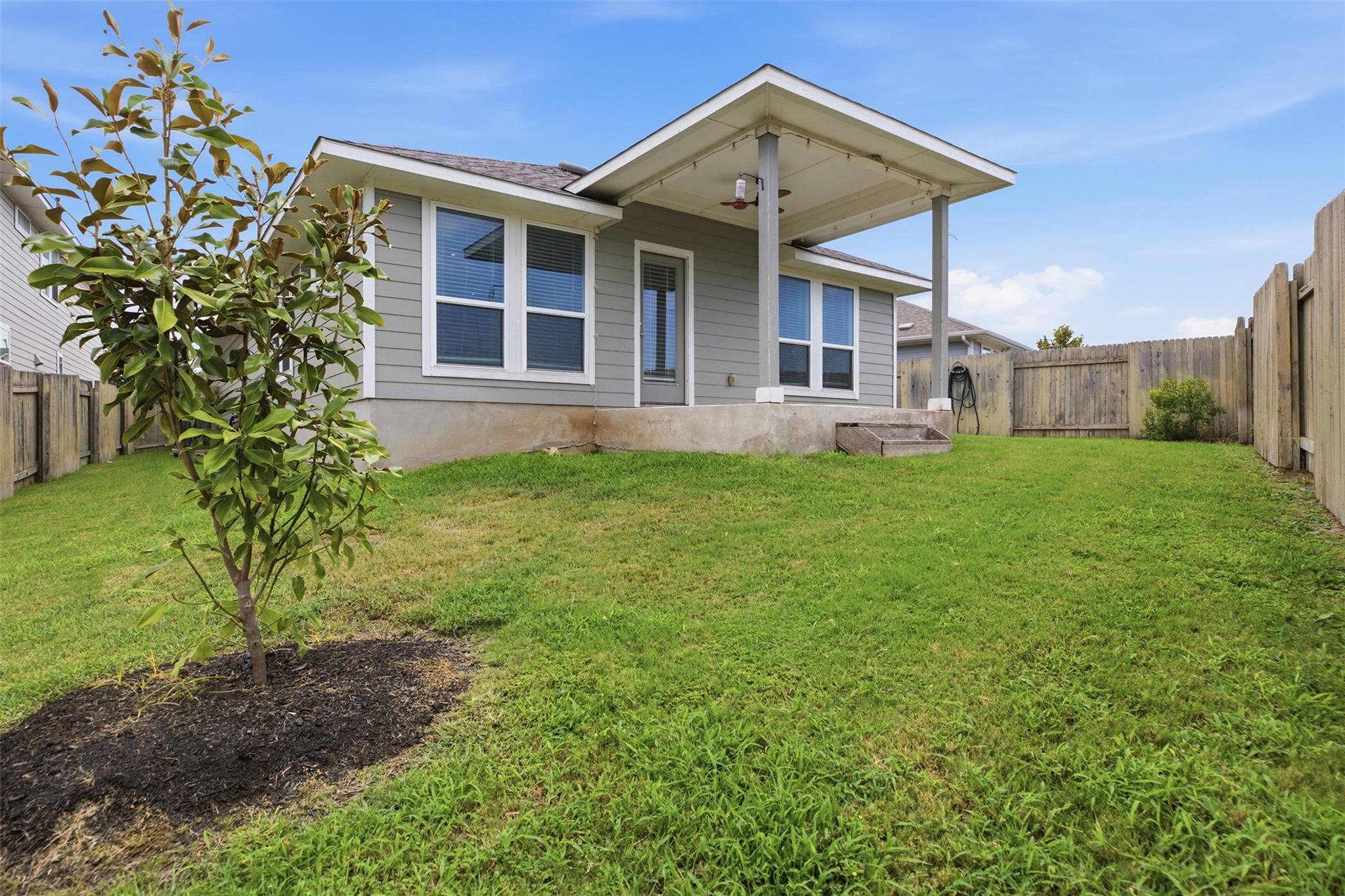 321 Gaida Loop Property Photo 25