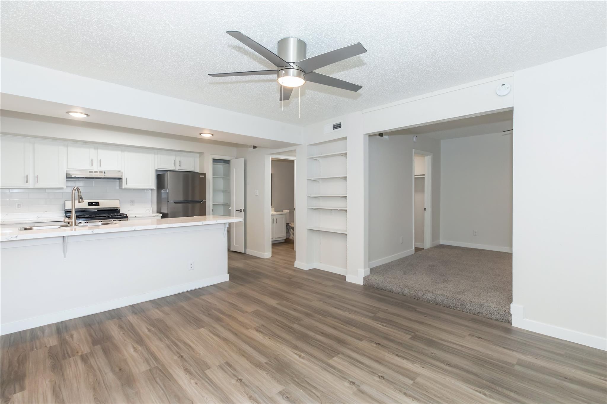 6008 N Lamar Blvd #205 Property Photo 4