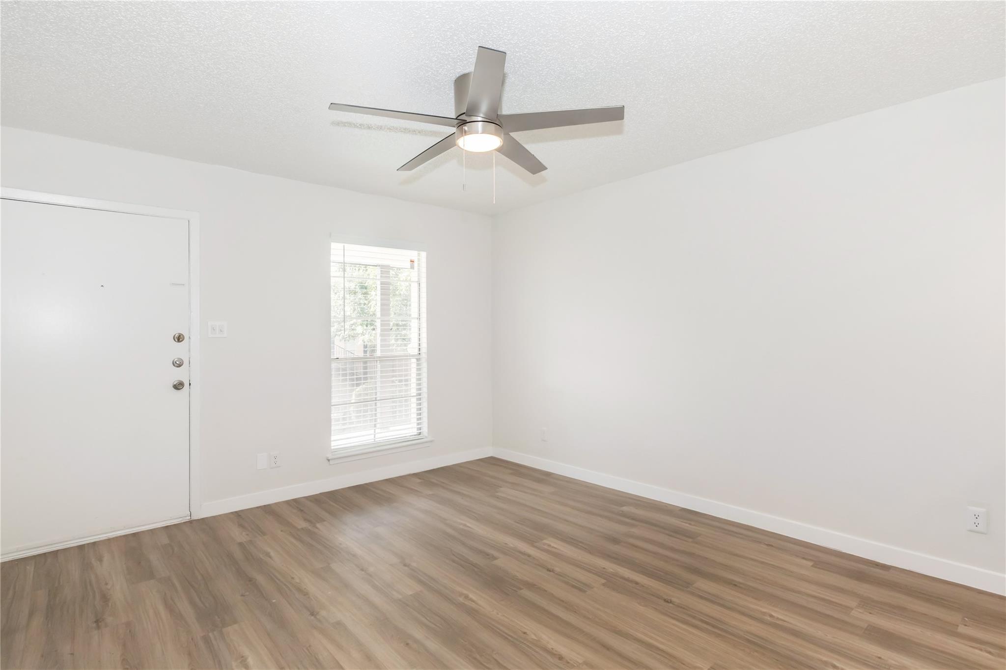 6008 N Lamar Blvd #205 Property Photo 5