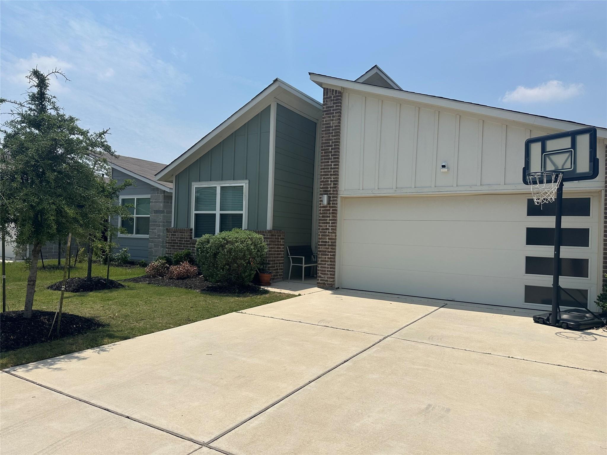 217 Deserti Rd Property Photo