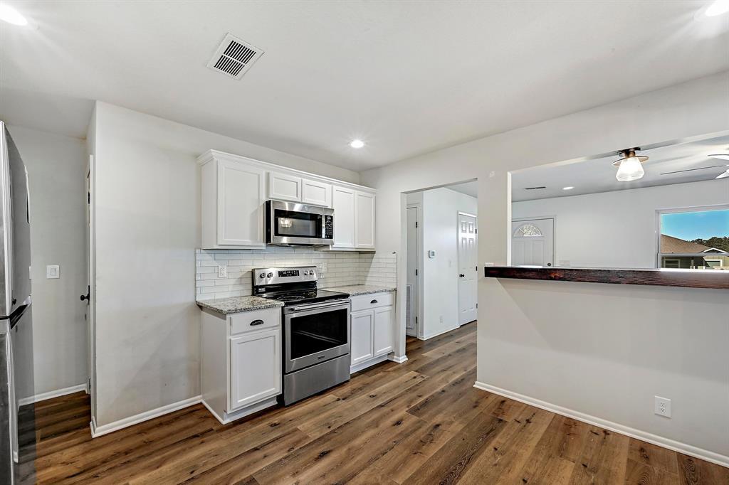 551 N Grange St Property Photo 11