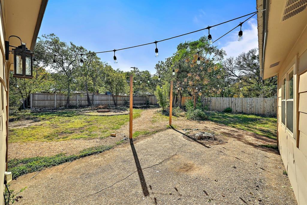 551 N Grange St Property Photo 28