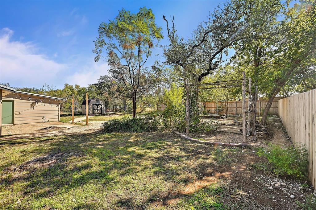 551 N Grange St Property Photo 31