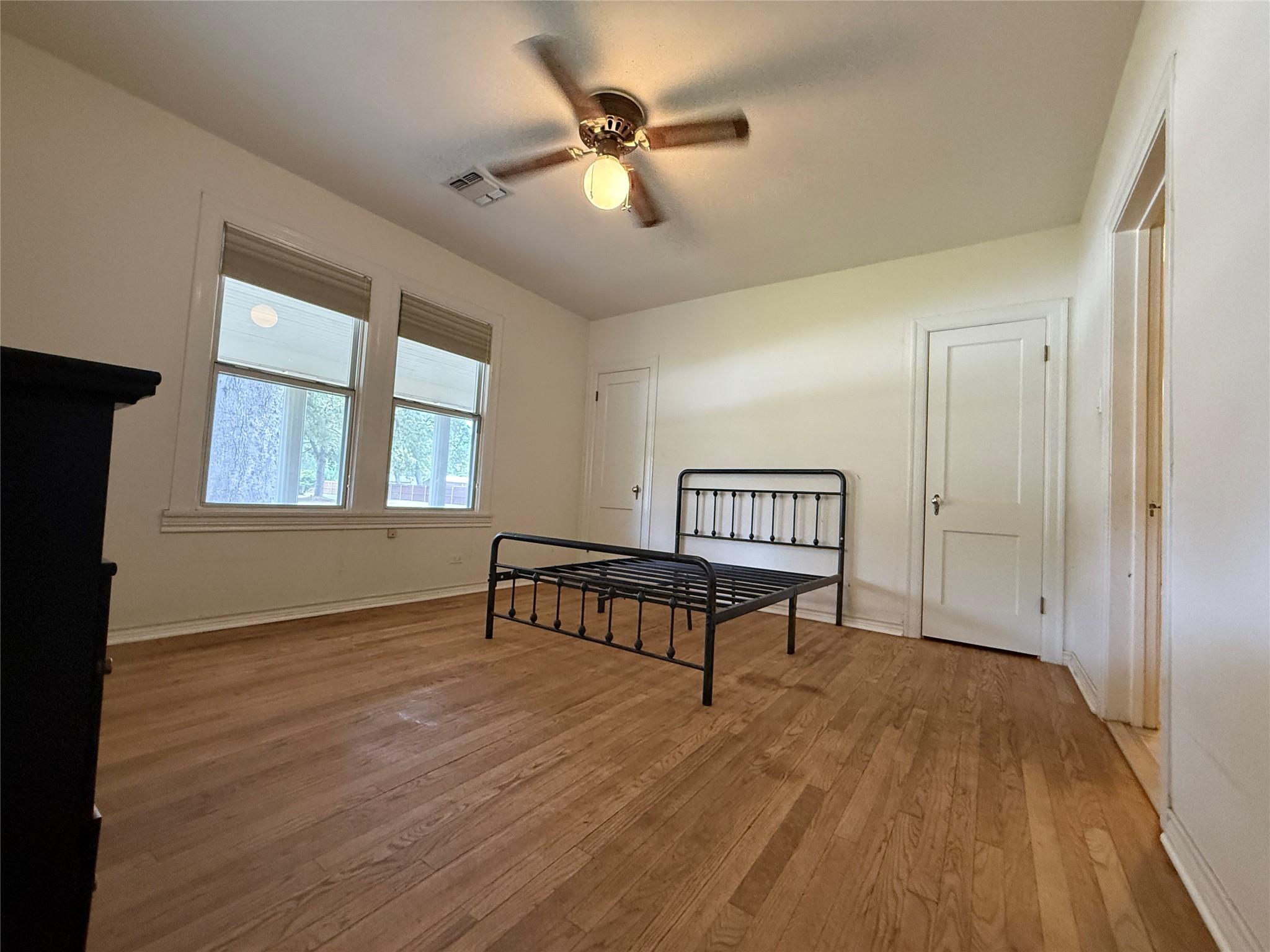 231 E Live Oak St #a Property Photo 19
