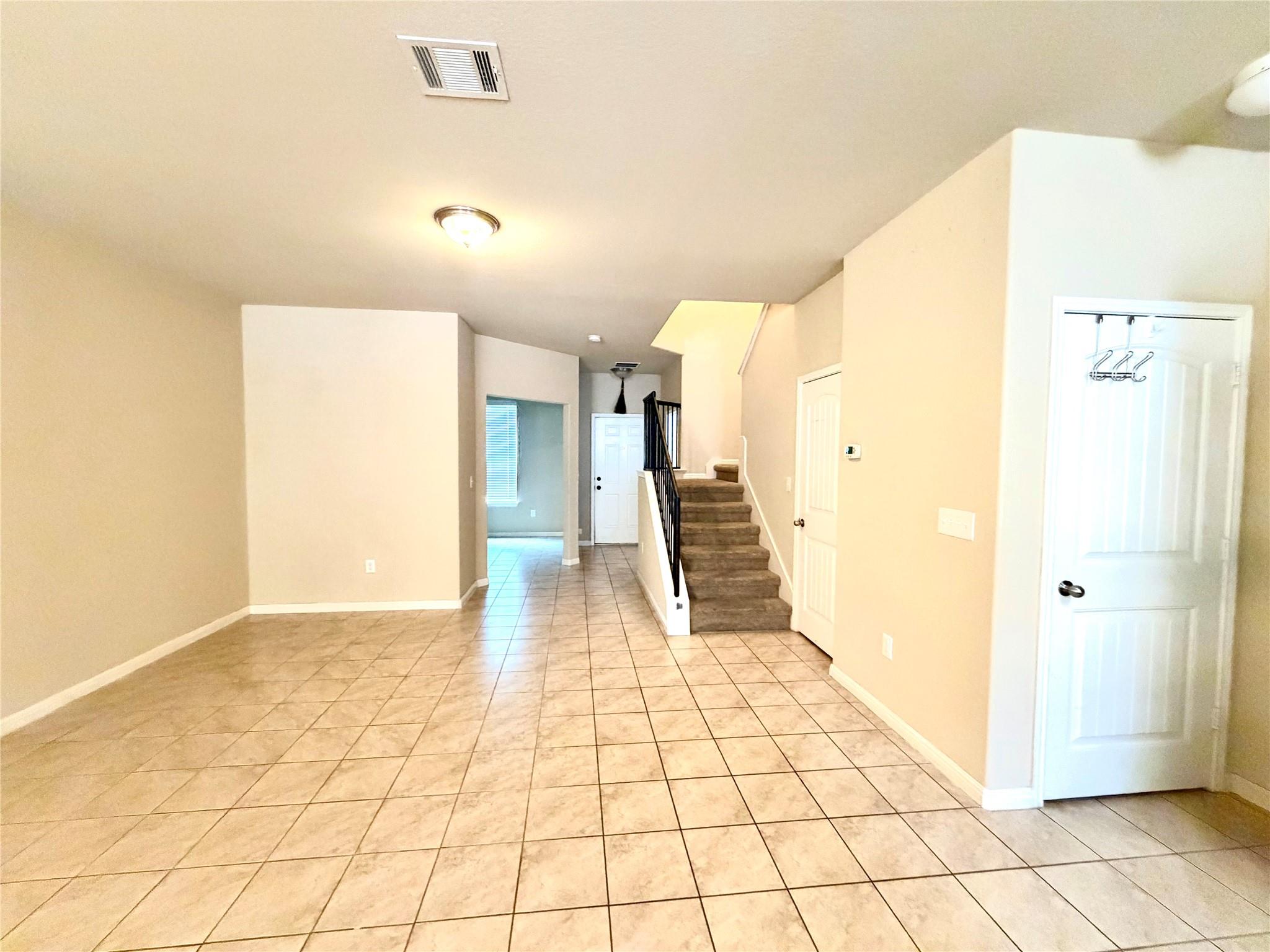 601 Katmai Cir Property Photo 5