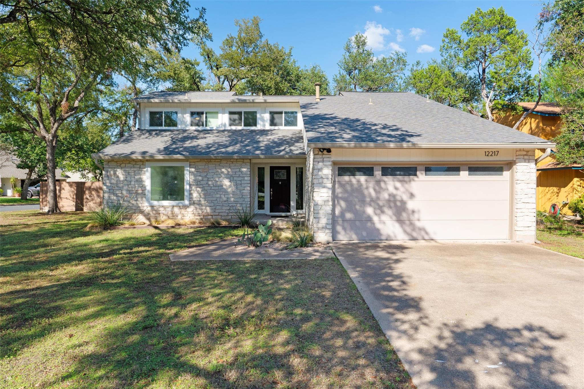 12217 Antoinette Pl Property Photo 1