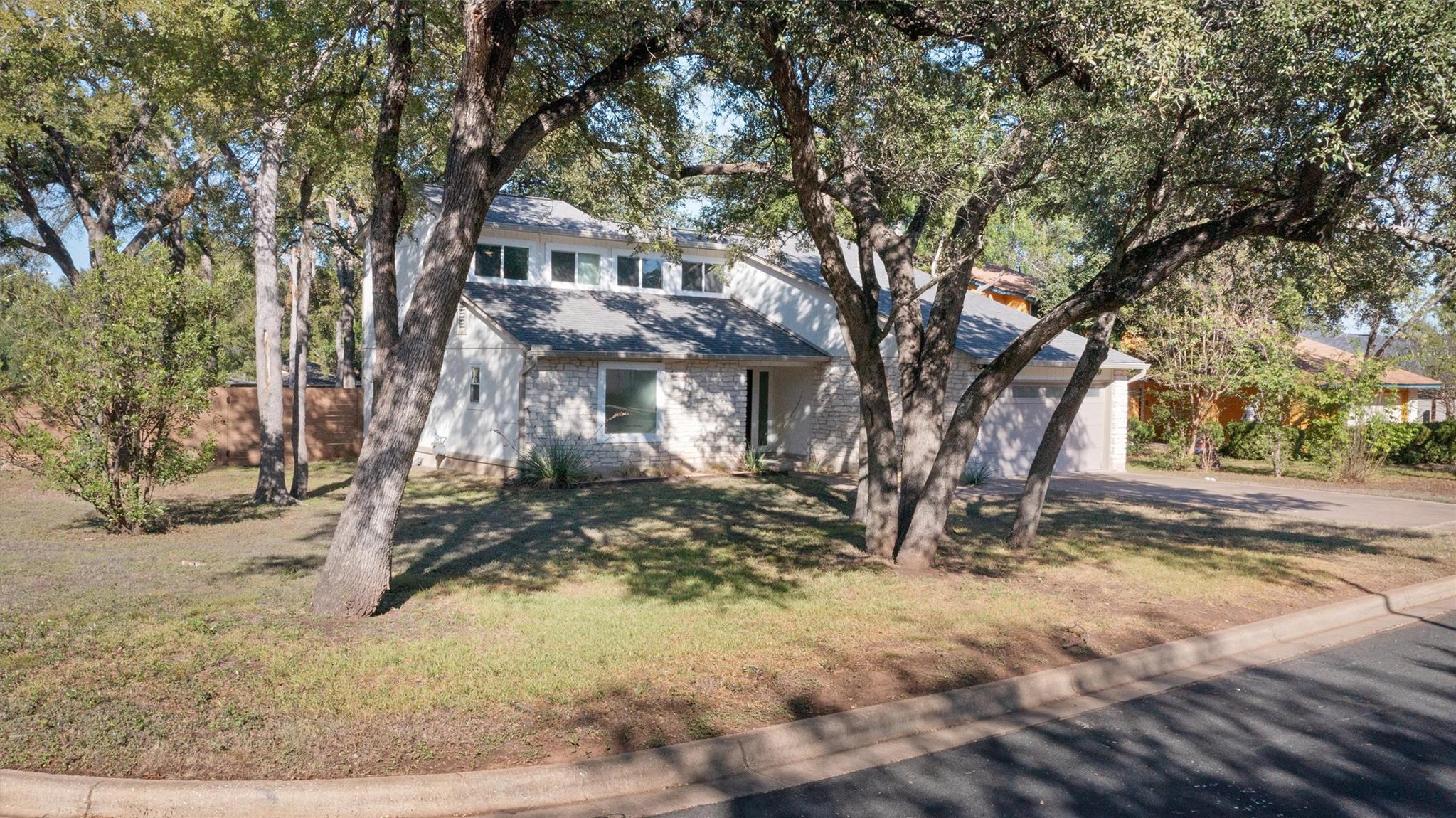 12217 Antoinette Pl Property Photo 2