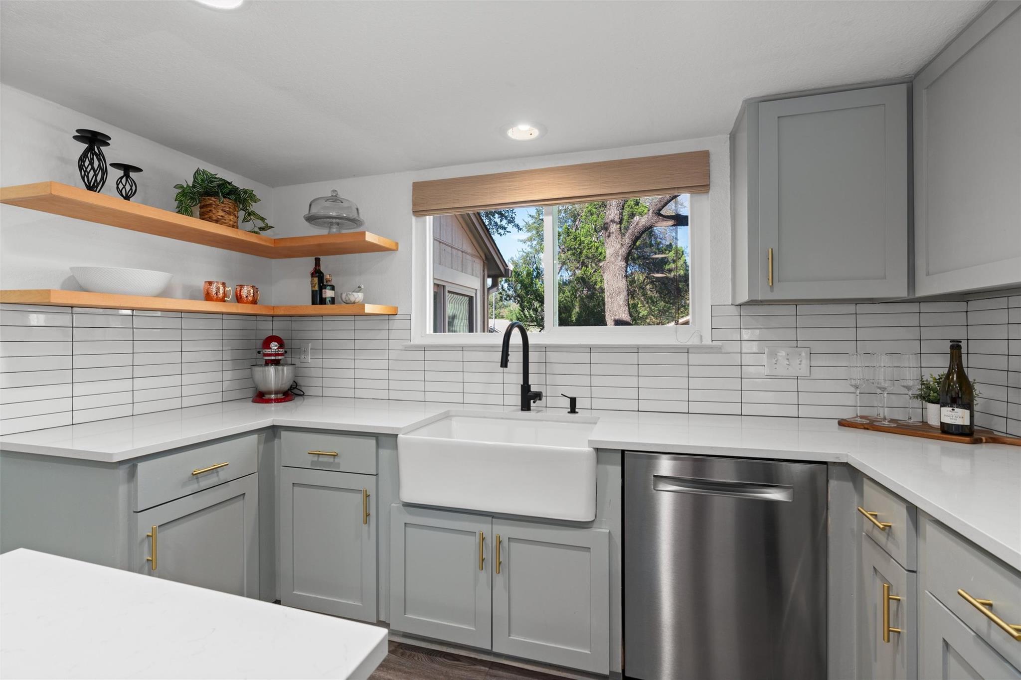 12217 Antoinette Pl Property Photo 8
