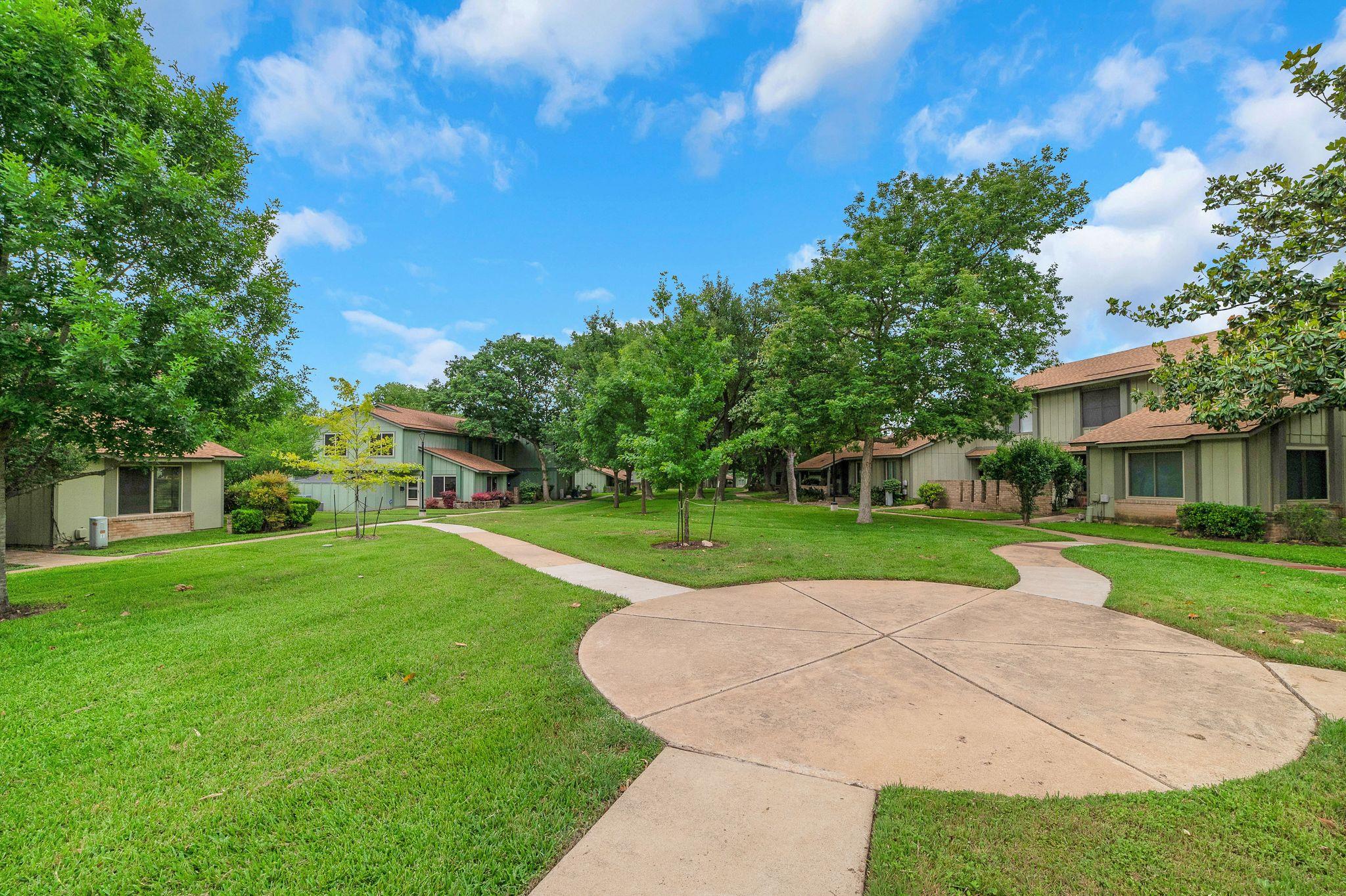 5007 Fort Clark Dr Property Photo 12