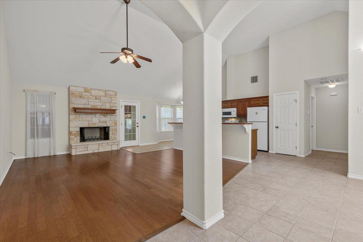 243 Pine View Loop Property Photo 3