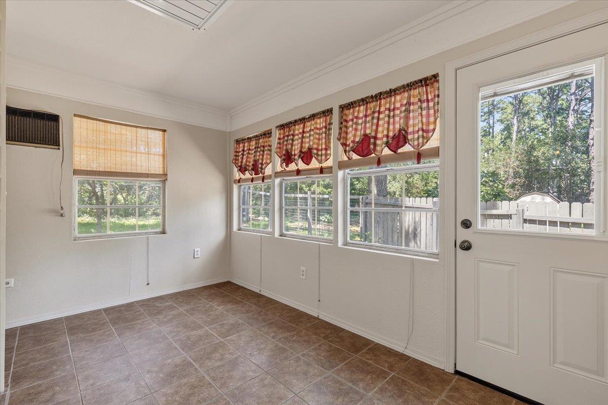 243 Pine View Loop Property Photo 8