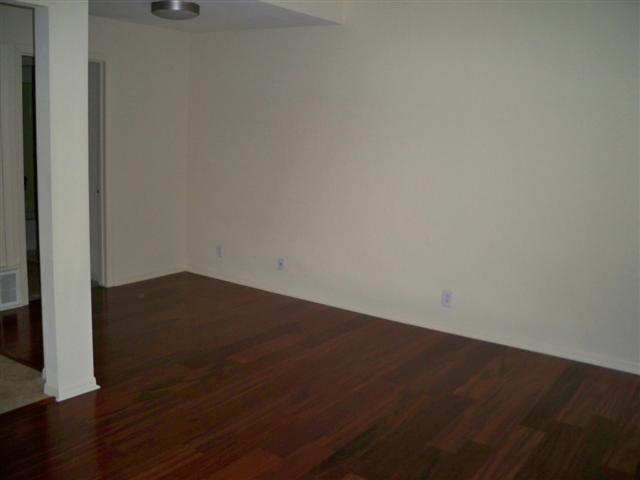 2706 Cole St 102b Property Photo 7