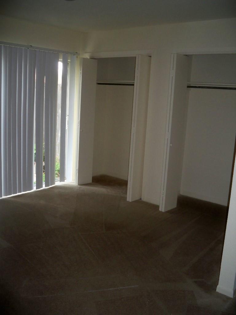 2706 Cole St 102b Property Photo 9