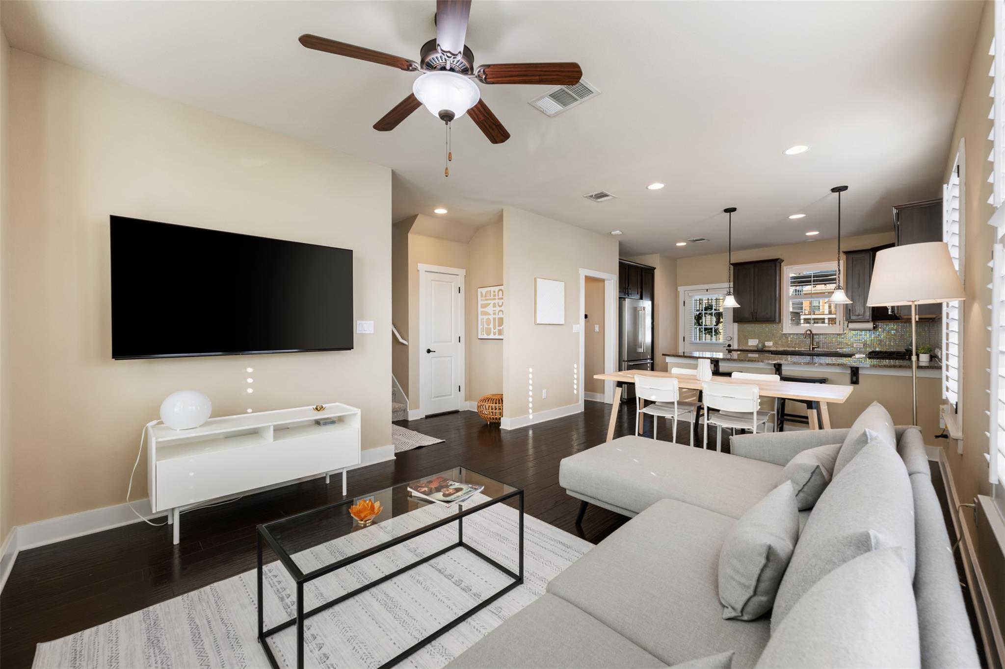 12304 Barras Branch Dr Property Photo 4