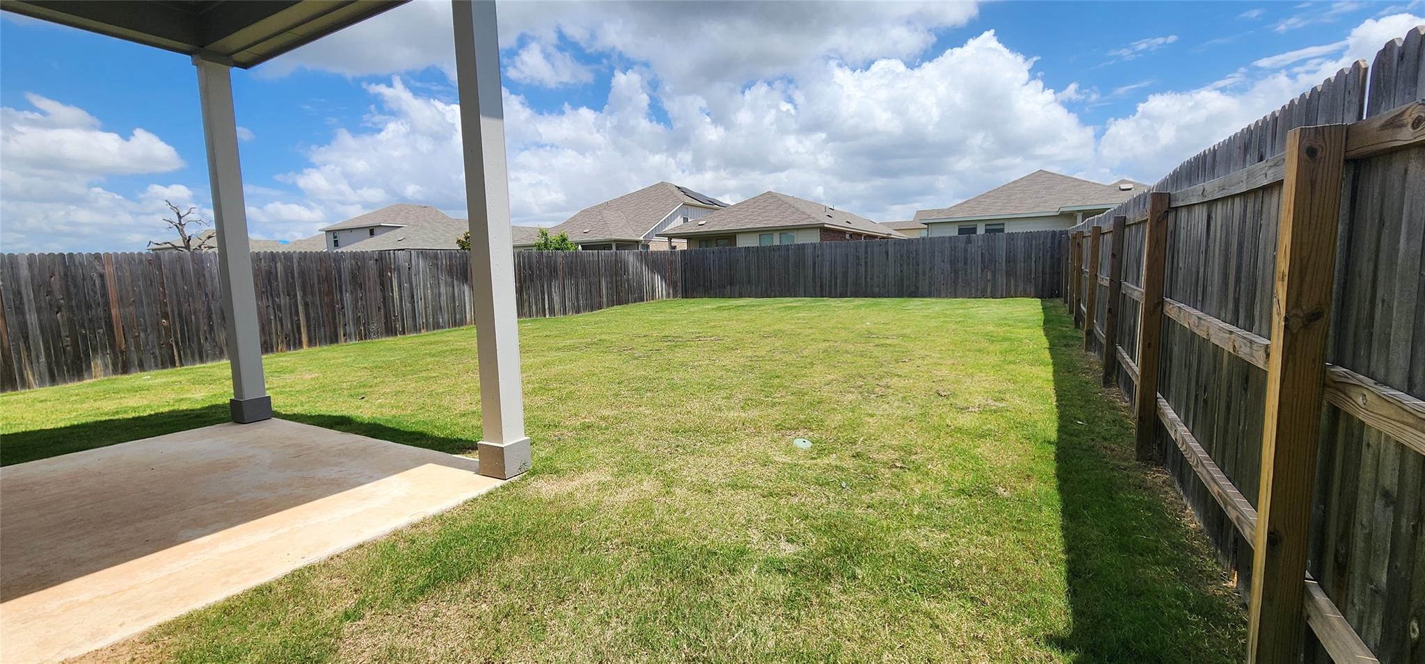 308 Los Olives Ln Property Photo 2