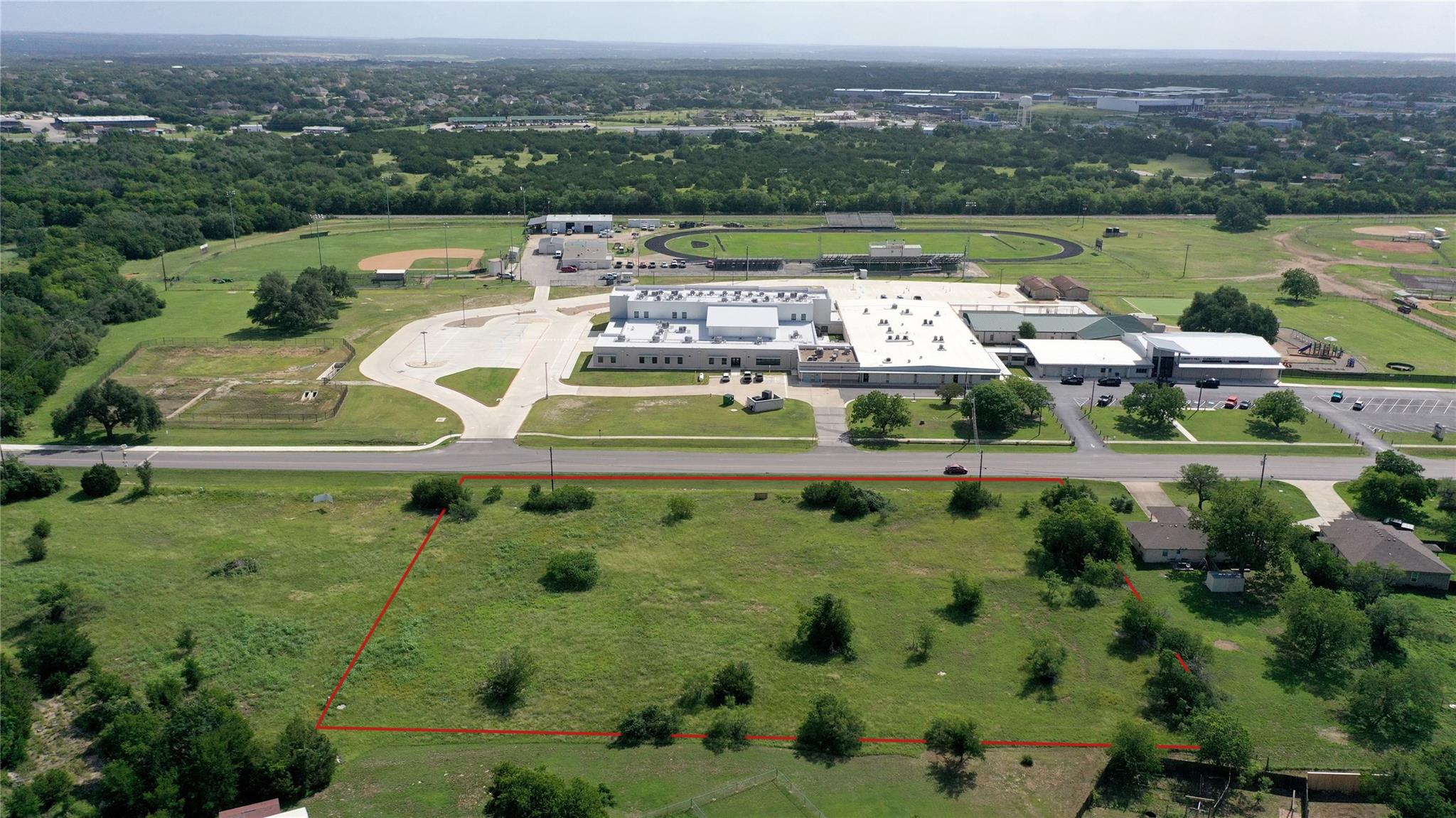 1401 Main St Property Photo 6