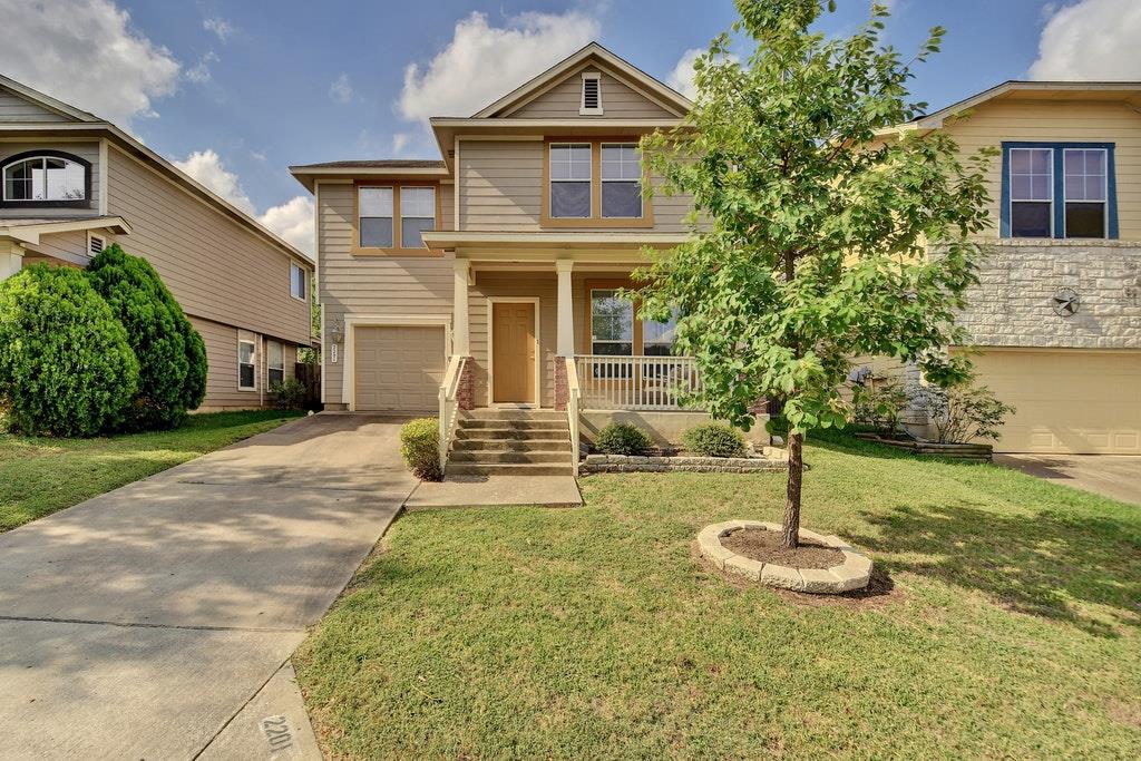 2201 Keepsake Dr Property Photo 1