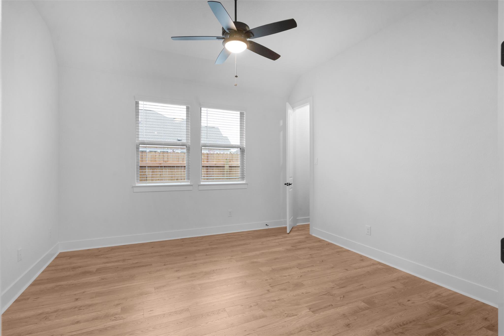 1609 Willow Bean Dr Property Photo 6