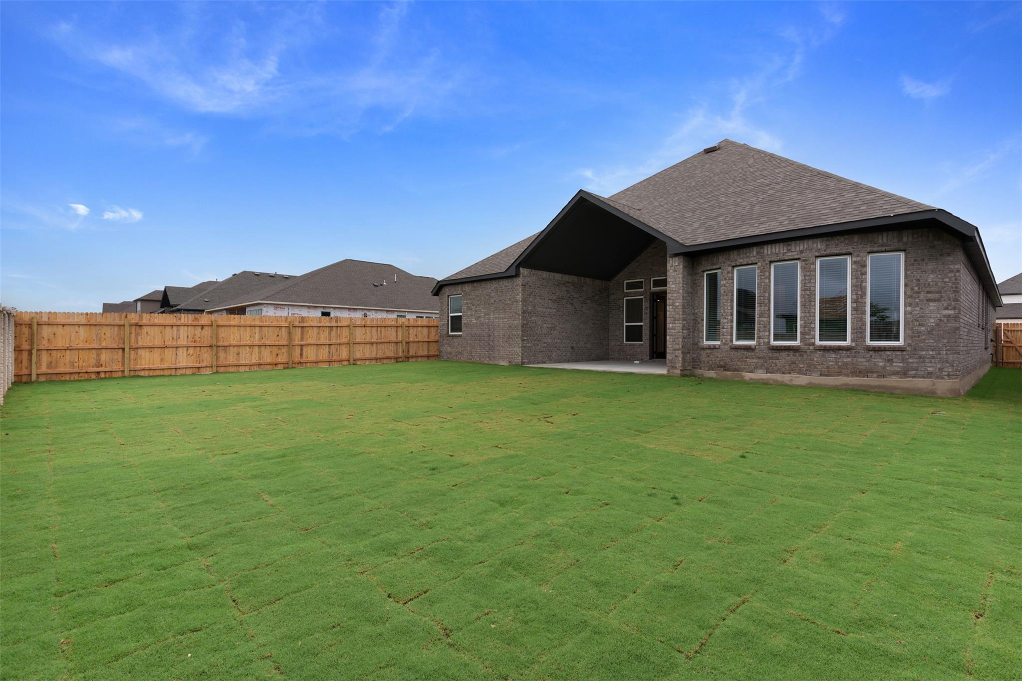 1609 Willow Bean Dr Property Photo 20