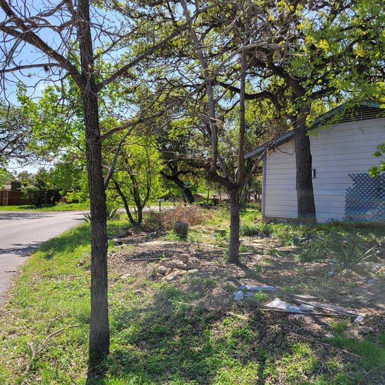 11608 Hornsby St Property Photo 8