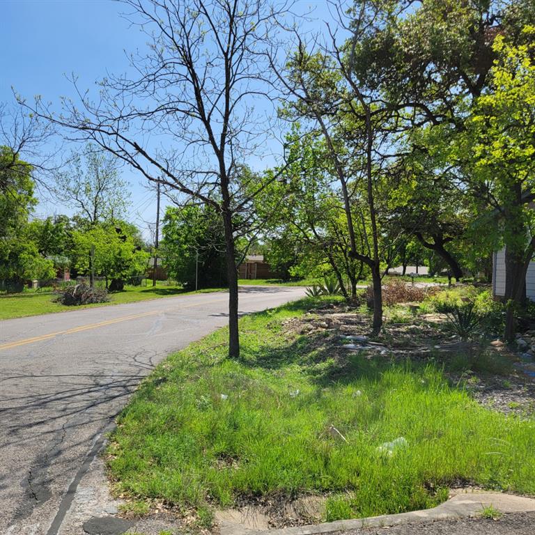 11608 Hornsby St Property Photo 9