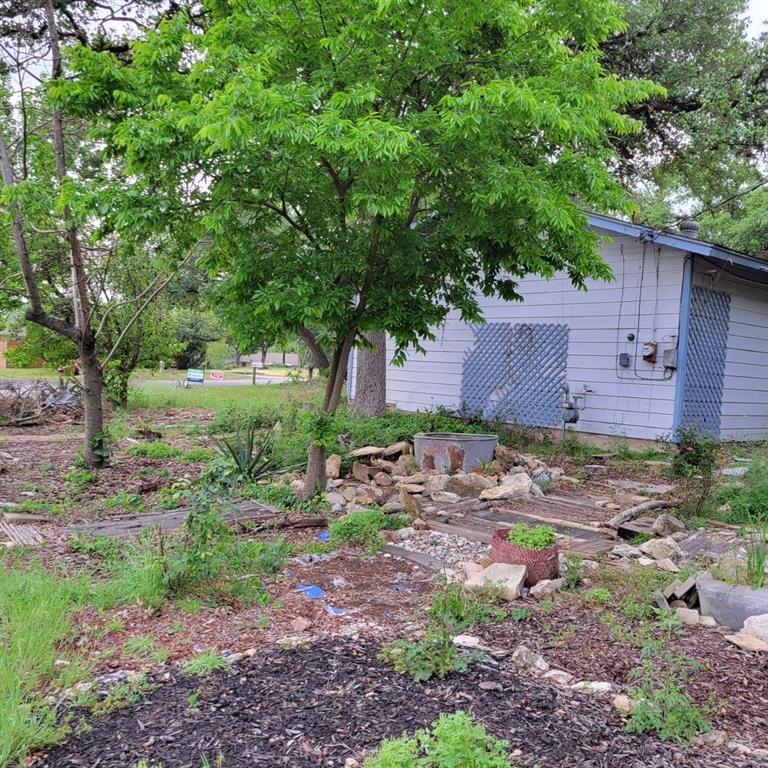 11608 Hornsby St Property Photo 11