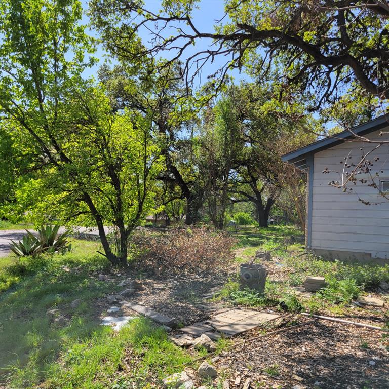 11608 Hornsby St Property Photo 12