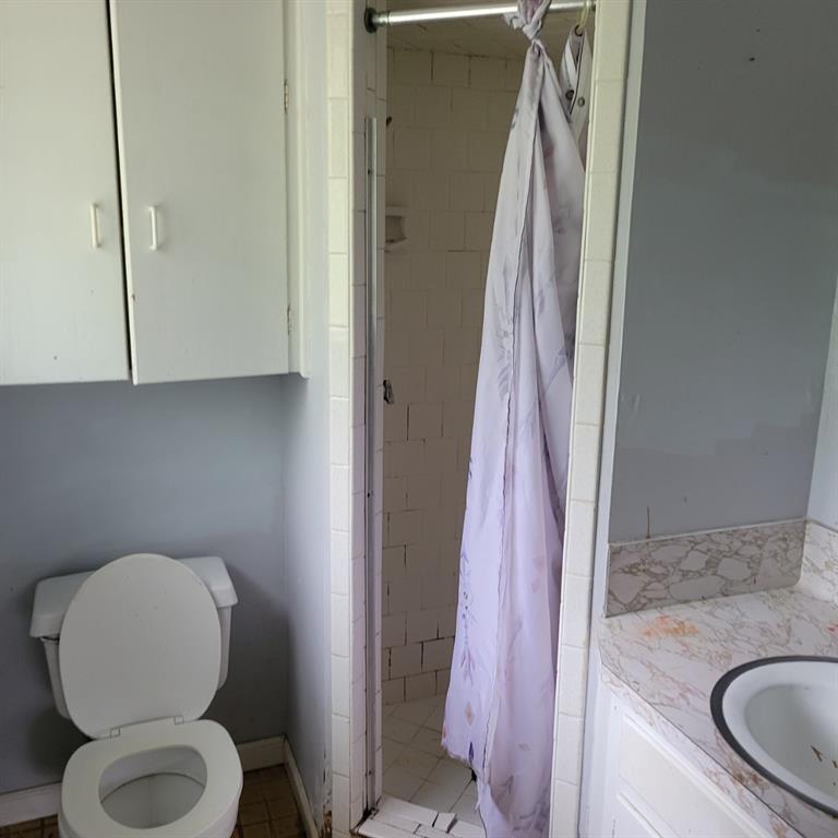 11608 Hornsby St Property Photo 22