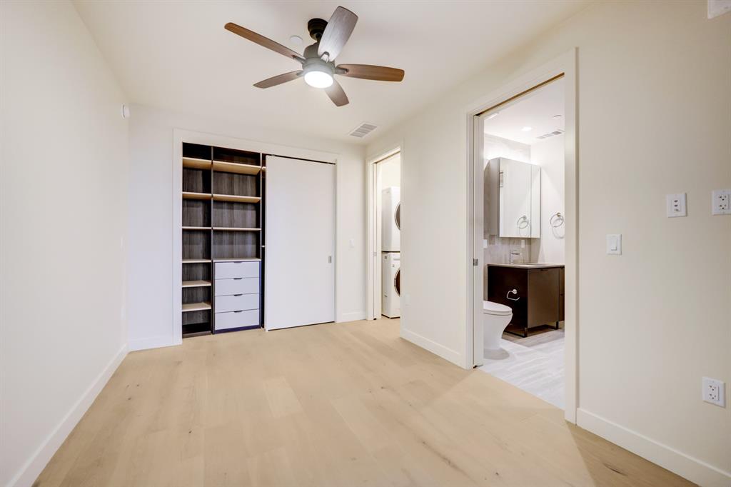 44 East Ave 2511 Property Photo 14