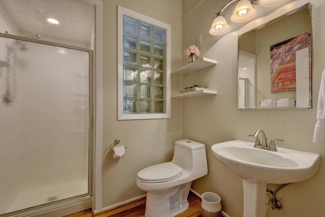 607 Baylor St #a Property Photo 24