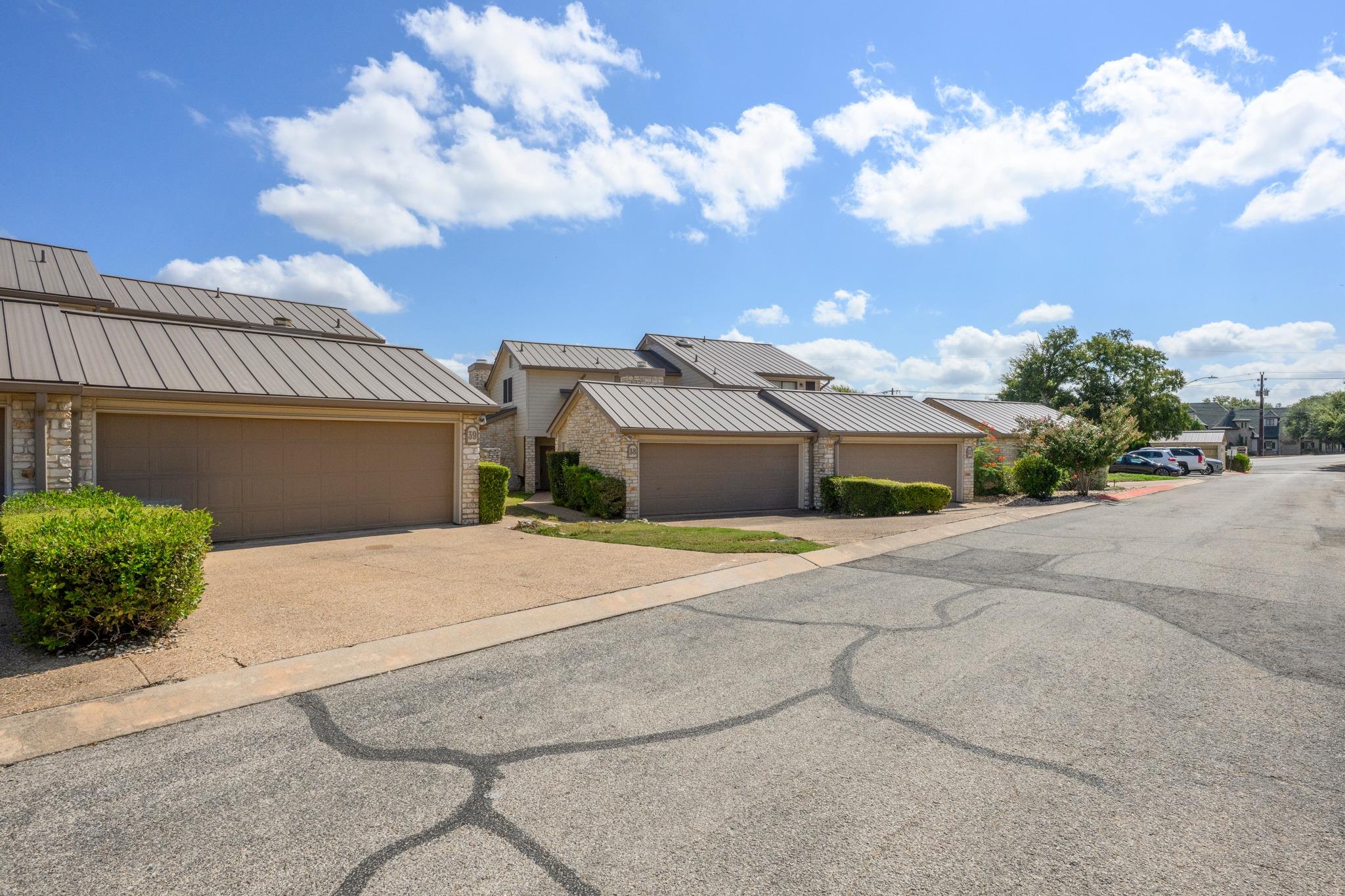 2201 Lakeway Blvd #39 Property Photo 2