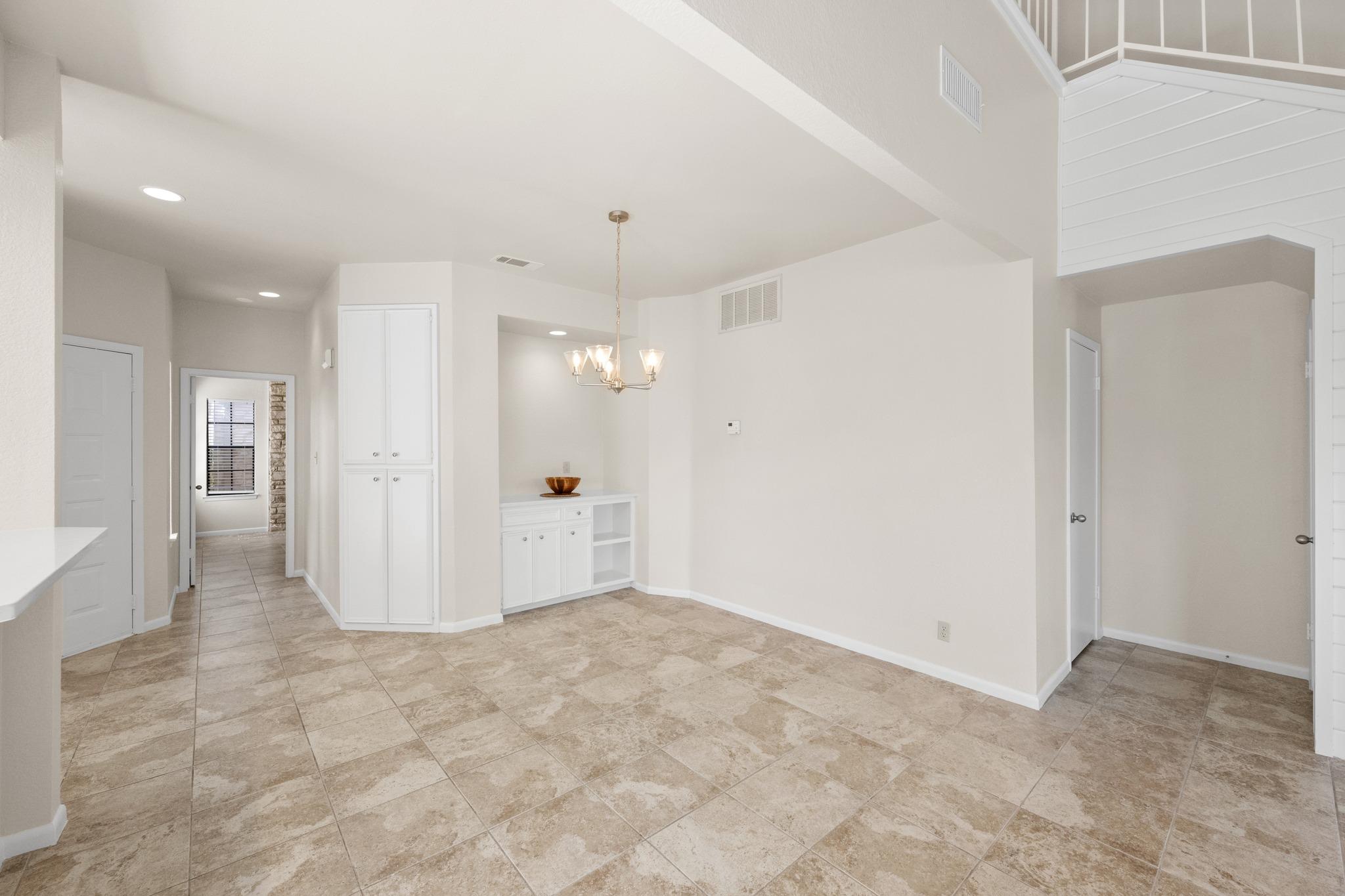 2201 Lakeway Blvd #39 Property Photo 5