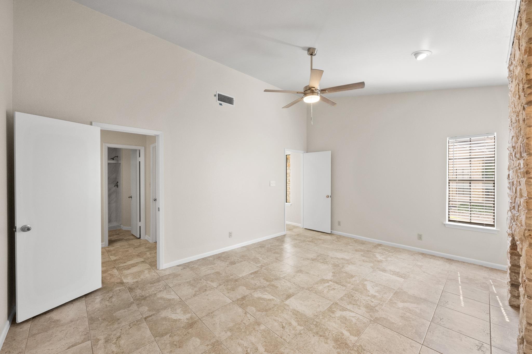 2201 Lakeway Blvd #39 Property Photo 17
