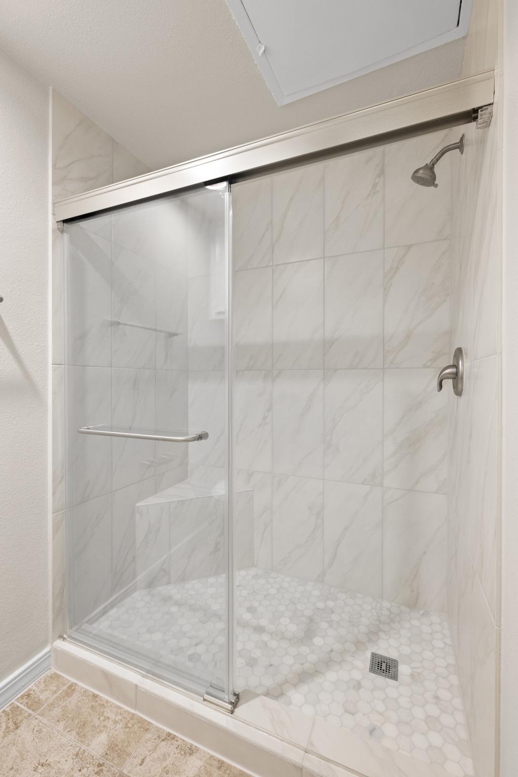 2201 Lakeway Blvd #39 Property Photo 19