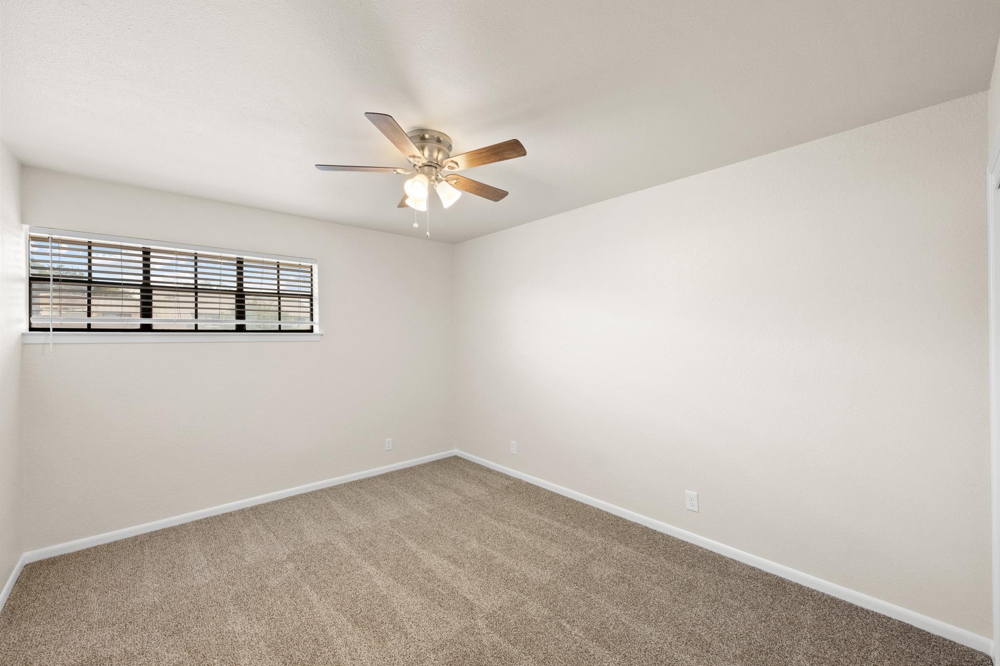 2201 Lakeway Blvd #39 Property Photo 21